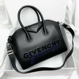 Picture of Givenchy Lady Handbags _SKUfw151612177fw